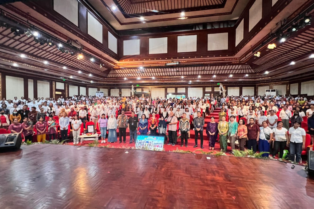 Foto: PNM Gandeng OJK Edukasi Nasabah Mekaar Pentingnya Akses Keuangan yang Aman