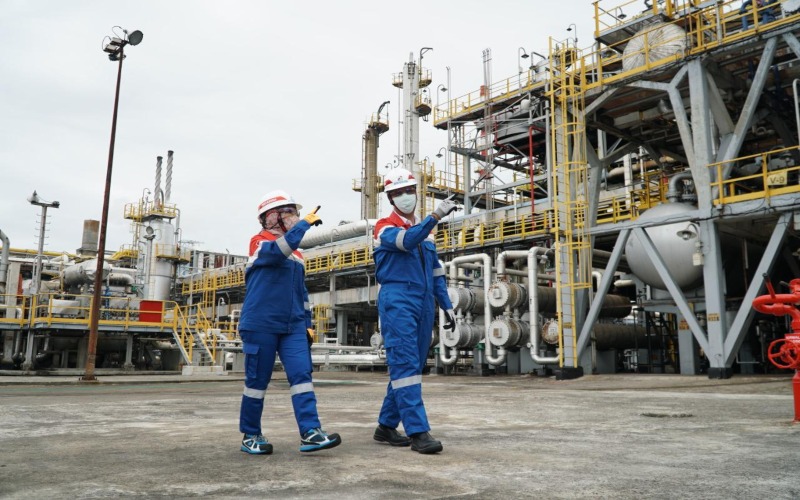  Bahlil Minta Pertamina Evaluasi Rencana Investasi Rosneft Rusia di Kilang Tuban