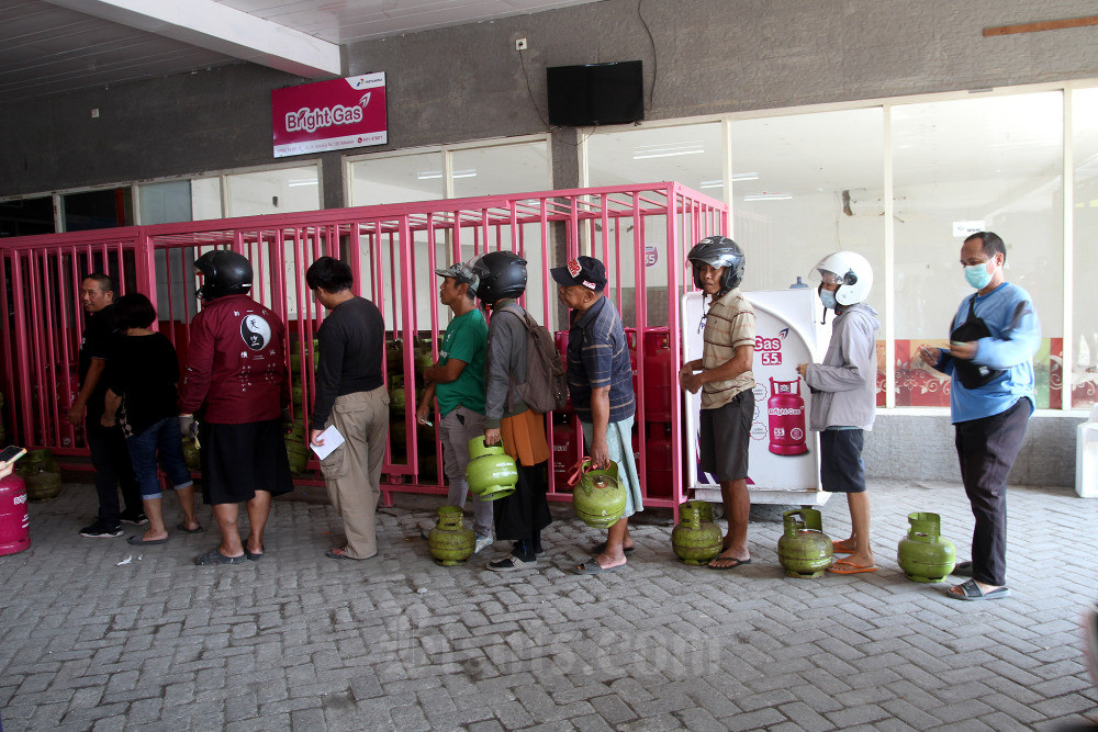  Kelangkaan Gas Elpiji 3 Kilogram Terjadi di Makassar