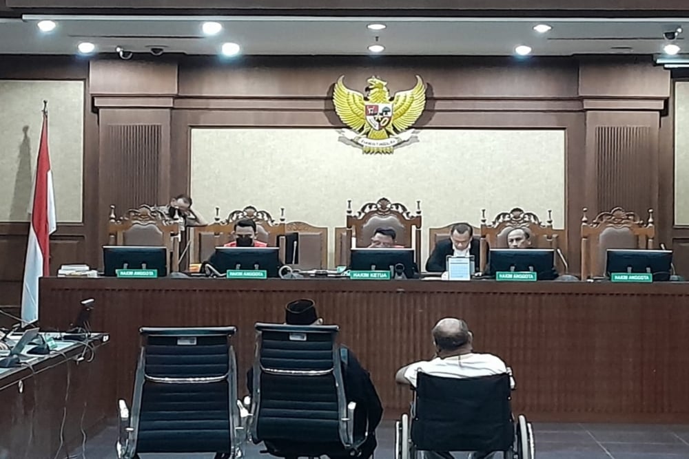  Lukas Enembe Jalani Sidang Vonis, Hakim Singgung Soal Judi di Singapura