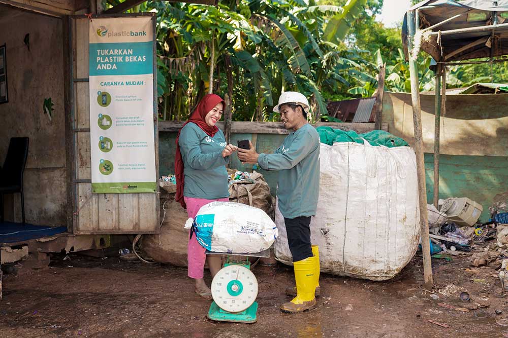  SC Johnson dan Plastic Bank Kumpulkan 40 Juta Kilogram Plastik Daur Ulang di Indonesia