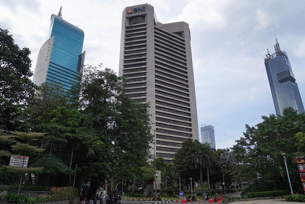 Kantor PT Bank Negara Indonesia di Jakarta, Senin (13/12/2021). Bloomberg-Dimas Ardian