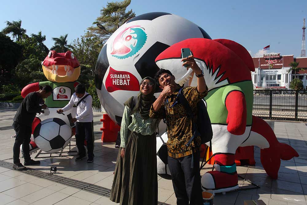  Dekorasi Piala Dunia U-17 Sudah Menghiasi Kota Surabaya