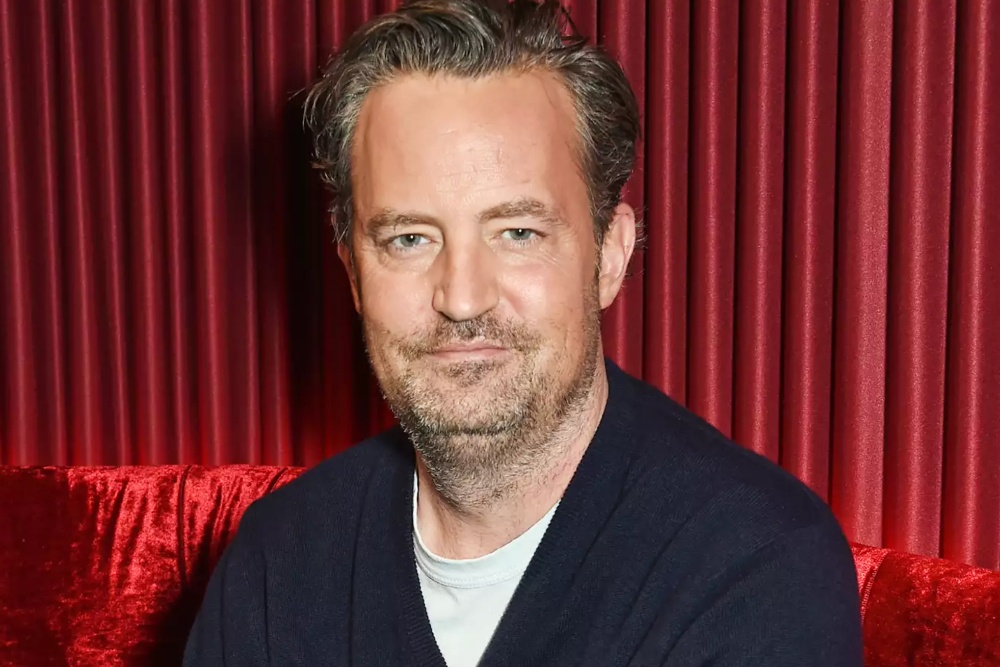  Perjuangan Hidup Mendiang Matthew Perry Bintang \'Friends\', Pernah Nyaris Meninggal