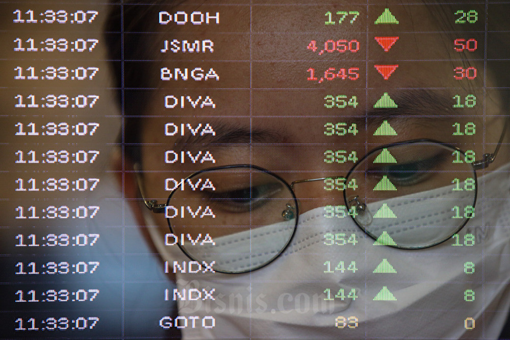  IHSG Sesi I Merosot ke 6.701, Saham AMMN, BMRI & BBRI Laris Manis