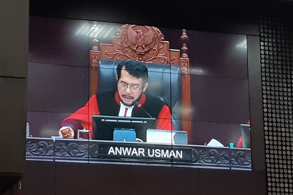 Kentalnya Nuansa Konflik Kepentingan dalam Sidang Perkara 90 Pimpinan Anwar Usman