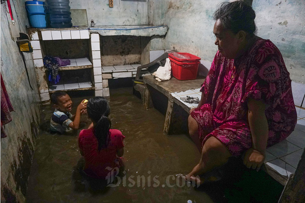  Usai di Guyur Hujan, Beberapa Kawasan di Jakarta Banjir