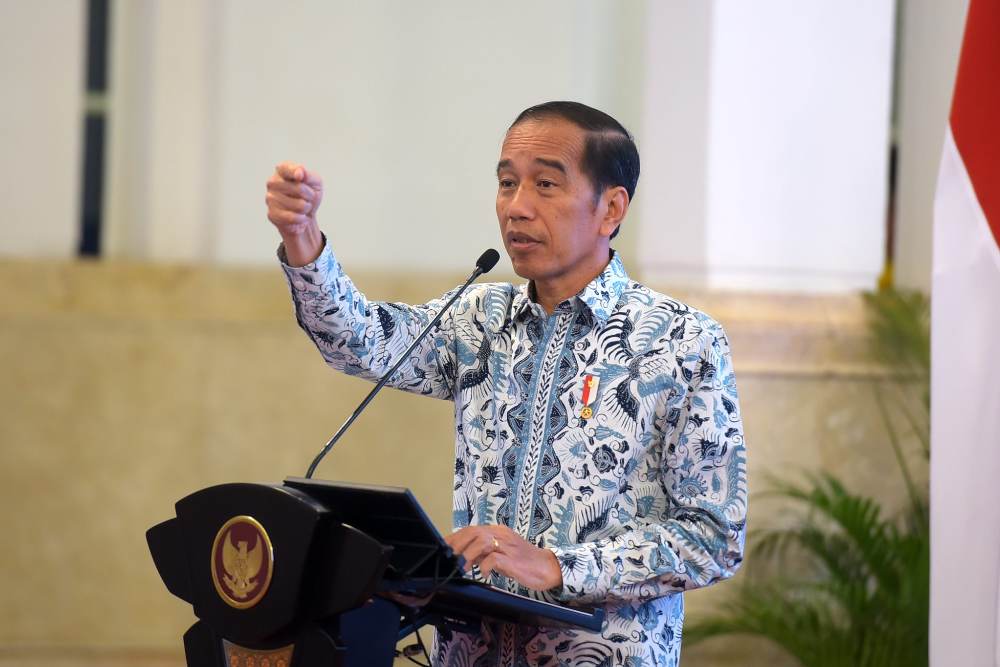 Presiden Jokowi dalam pertemuan dengan para penjabat kepala daerah se-Indonesia, Senin (30/10/2023), di Jakarta - Humas Setkab/Oji.