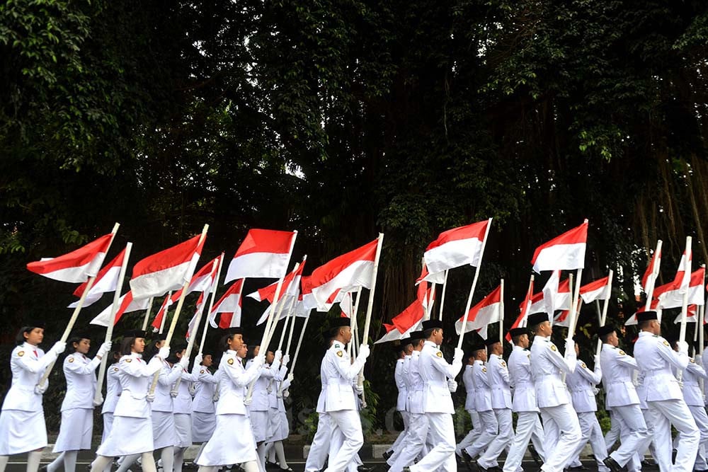  Kirab Merah Putih di Bali