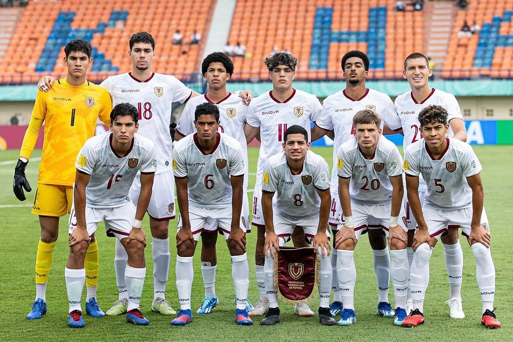  Hasil Piala Dunia U-17: 10 Pemain Venezuela Ungguli Meksiko di Babak Pertama