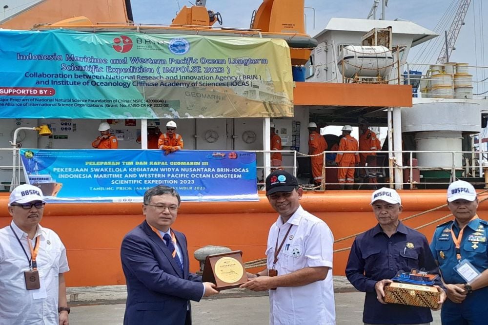  Naik Kapal Geomarin III ESDM, Ekspedisi Riset Kelautan Indonesia-China Resmi Berlayar