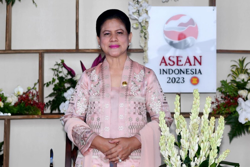 Iriana dalam menjamu pendamping pemimpin Negara anggota Asean, Rabu (10/5/2023).