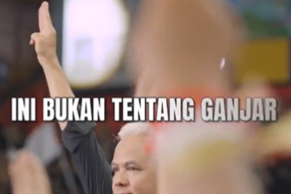 Tangkapan layar video milik Ganjar Pranowo yang membentuk three finger salute seperti dalam film The Hunger Games/Instagram @ganjar_pranowo