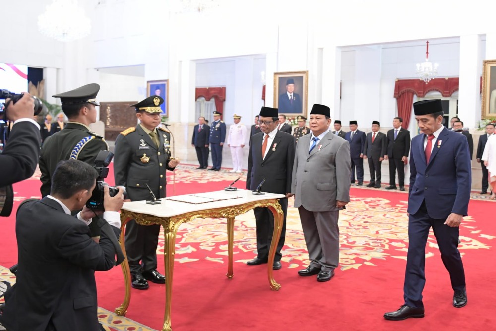  Jokowi Titipkan PR Soal Papua ke Panglima TNI Agus Subiyanto