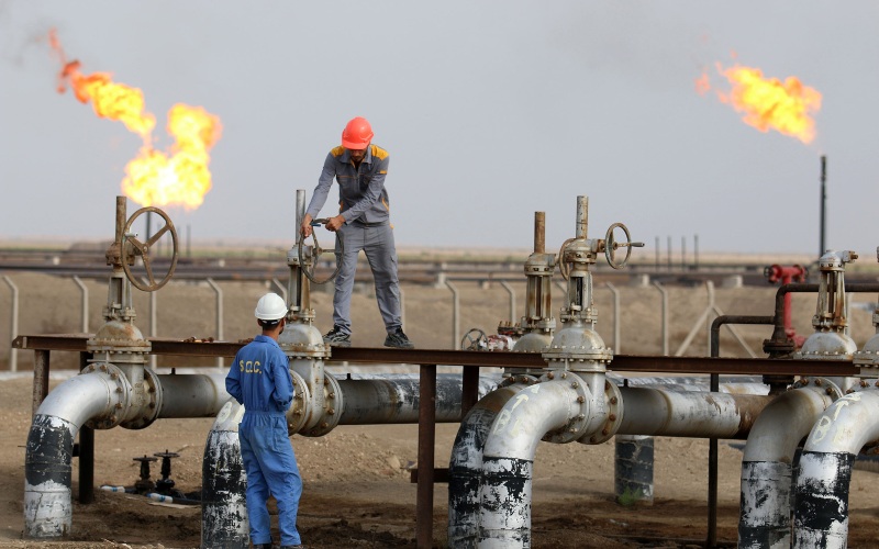  Harga Minyak Mentah Tak Banyak Berubah Jelang Pertemuan OPEC+