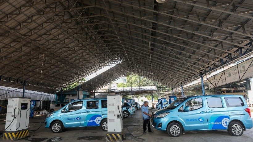  Langkah-Langkah Taktis Blue Bird (BIRD) di Pasar Taksi