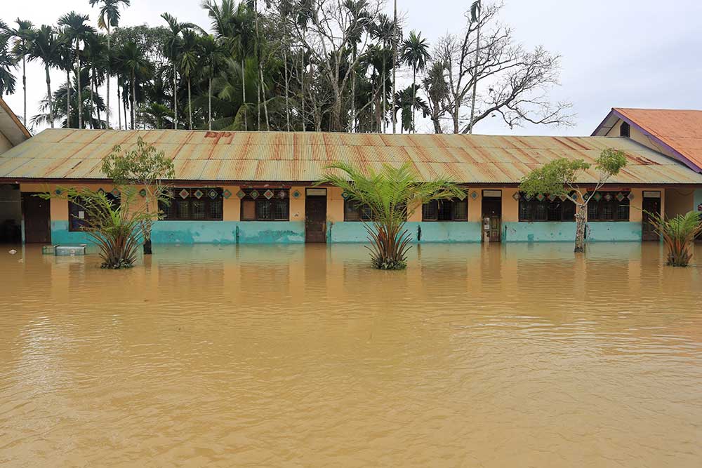  Siswa SD di Aceh Diliburkan Karena Sekolahnya Terendam Banjir