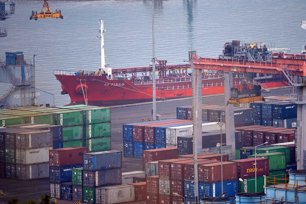  Kemenhub Segera Tetapkan Alur Pelayaran Masuk di Pelabuhan Teluk Bayur dan Muara Padang