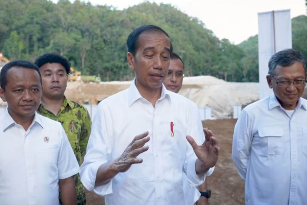 Presiden Joko Widodo (Jokowi) saat menghadiri groundbreaking proyek kawasan industri pupuk di Fakfak, Papua Barat, Kamis (23/11/2023) - Youtube Setpres.