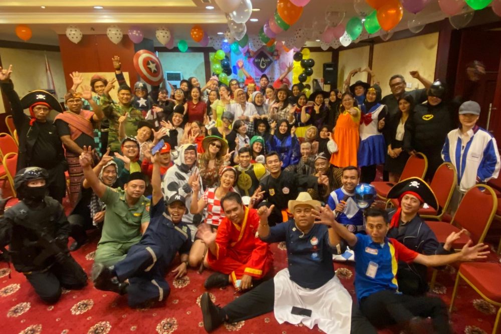  Rayakan HUT ke-6, Grand Arkenso Parkview Hotel Semarang Gelar Staff Party Bertema Cosplay