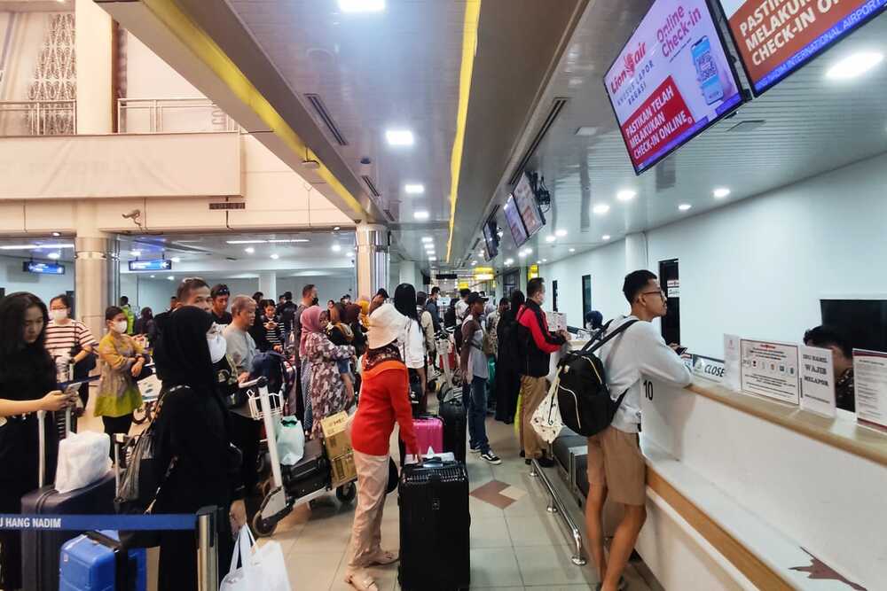  Jadwal Dibatalkan, Ratusan Penumpang Nam Air Telantar di Bandara Hang Nadim