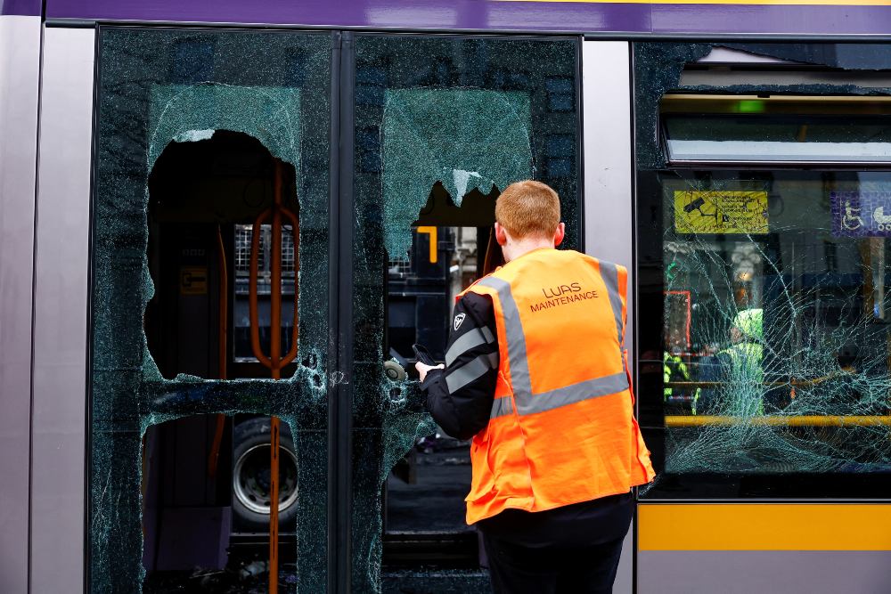  Penikaman 3 Bocah di Dublin Picu Kerusuhan