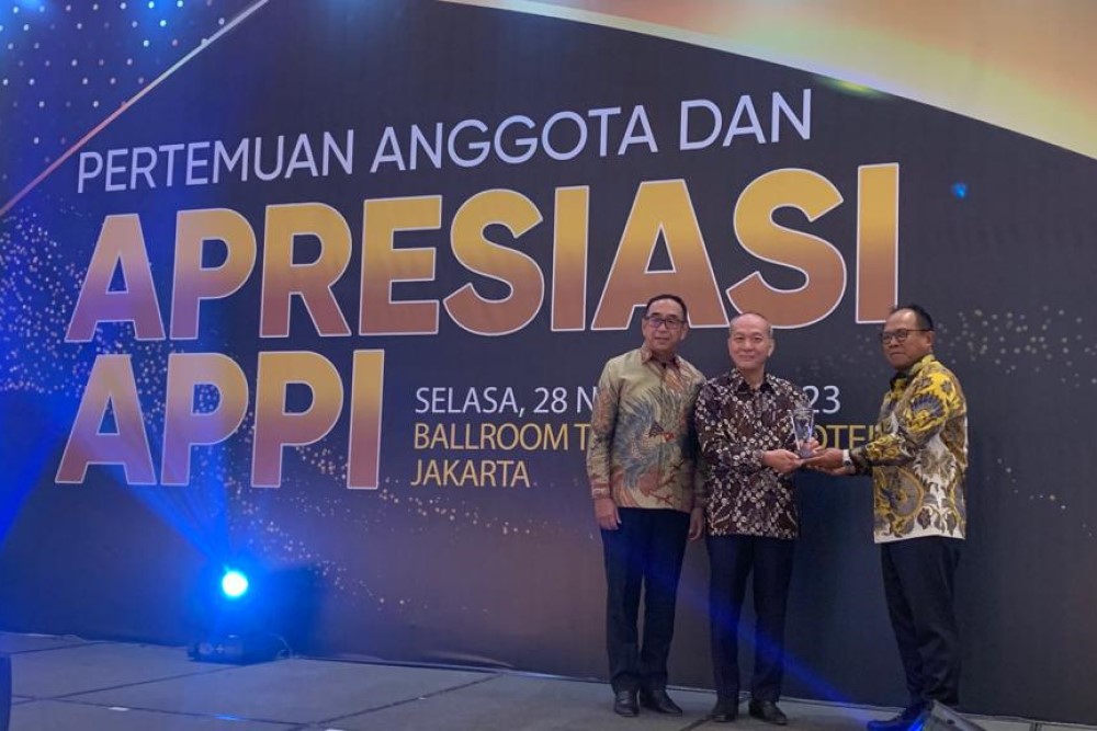  Direktur Astra (ASII) Suparno Djasmin Diganjar Penghargaan Lifetime Achievement APPI