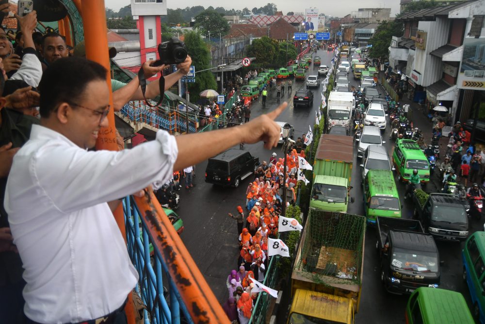  Anies Baswedan Prioritaskan Pengembangan Transportasi Umum Dibanding Kendaraan Listrik