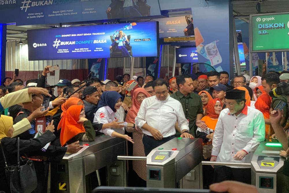  Hari Kedua Kampanye Pilpres 2024, Anies Baswedan ke Bandung, Cak Imin di Jakarta