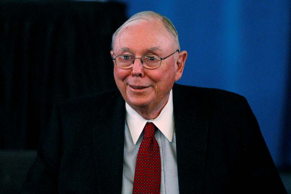 Profil Charlie Munger, Tangan Kanan Warren Buffet yang Wafat di Usia 99 Tahun