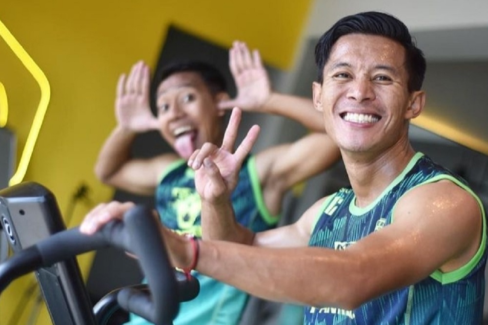  Tukar Pinjam dengan Robi Darwis, Henhen Herdiana Kembali ke Tim Persib Bandung
