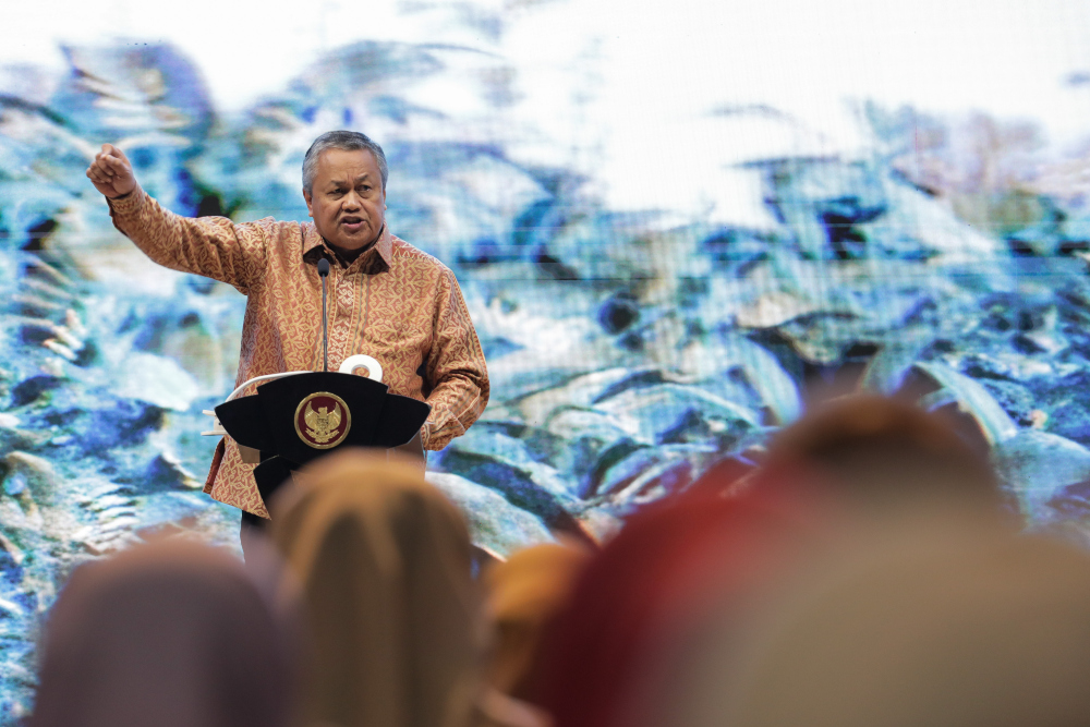 Gubernur Bank Indonesia Perry Warjiyo memberikan paparan saat pembukaan Karya Kreatif Indonesia 2023 di Jakarta, Kamis (27/7/2023). - Bisnis/Fanny Kusumawardhani