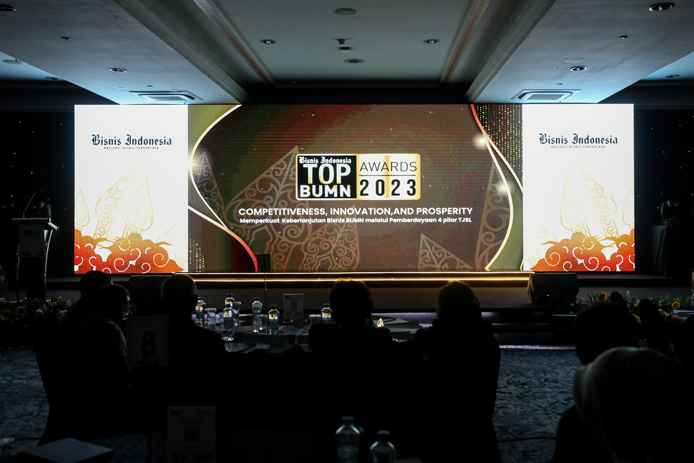  Bukit Asam (PTBA) dan Telkom (TLKM) Segel TOP BUMN Award 2023