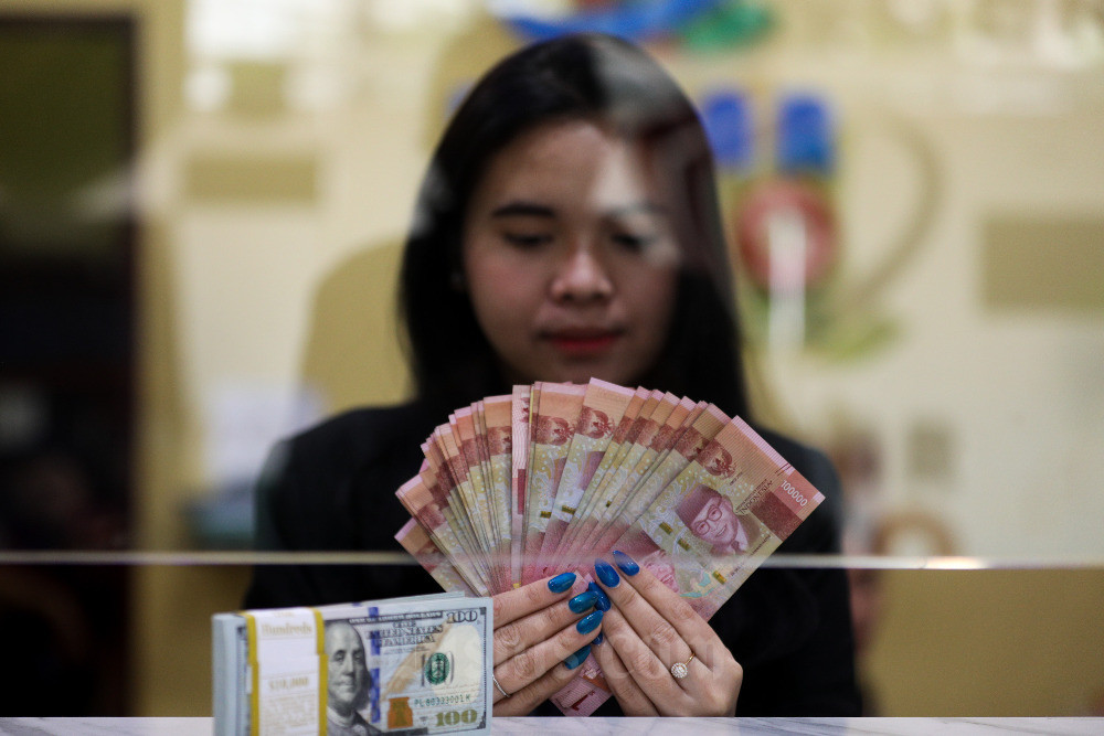  Rupiah Ditutup Naik Rp15.485 per Dolar AS saat Indeks PMI Indonesia Menguat