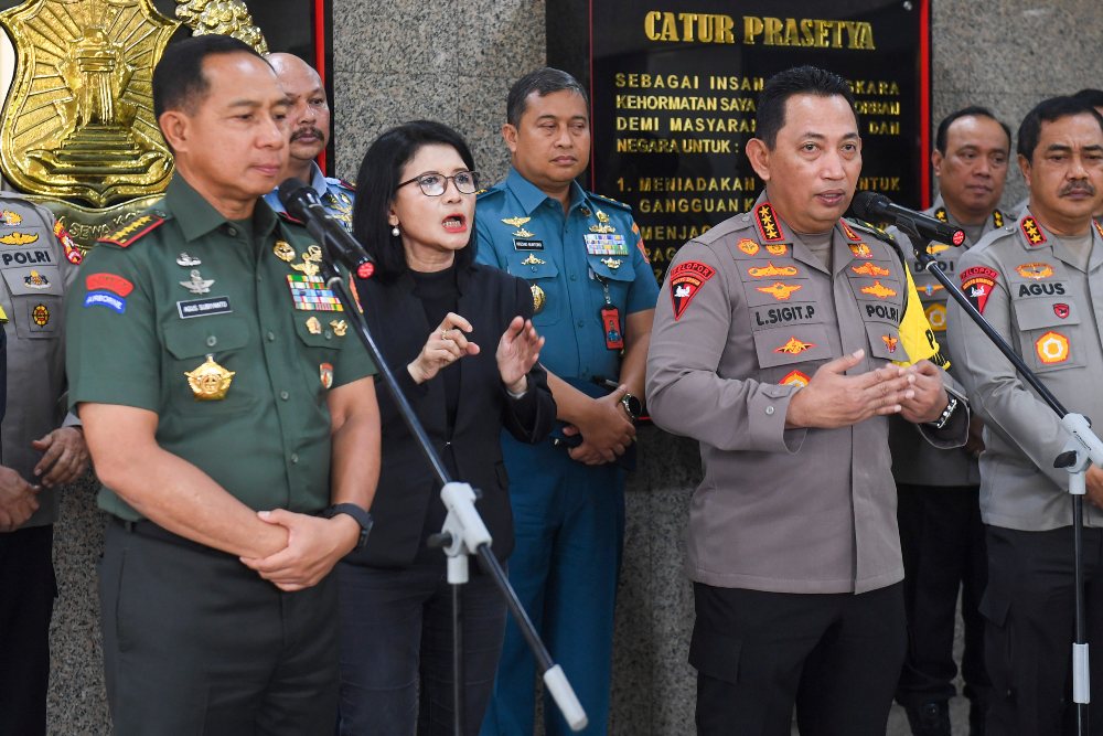  Bahas Pemilu 2024, Panglima TNI Agus Kunjungi Kapolri Listyo Sigit di Mabes Polri
