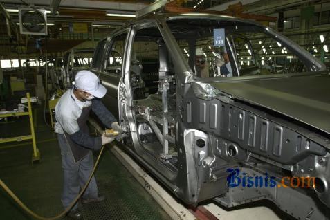  Industri Komponen Lesu Imbas Turunnya Penjualan Mobil