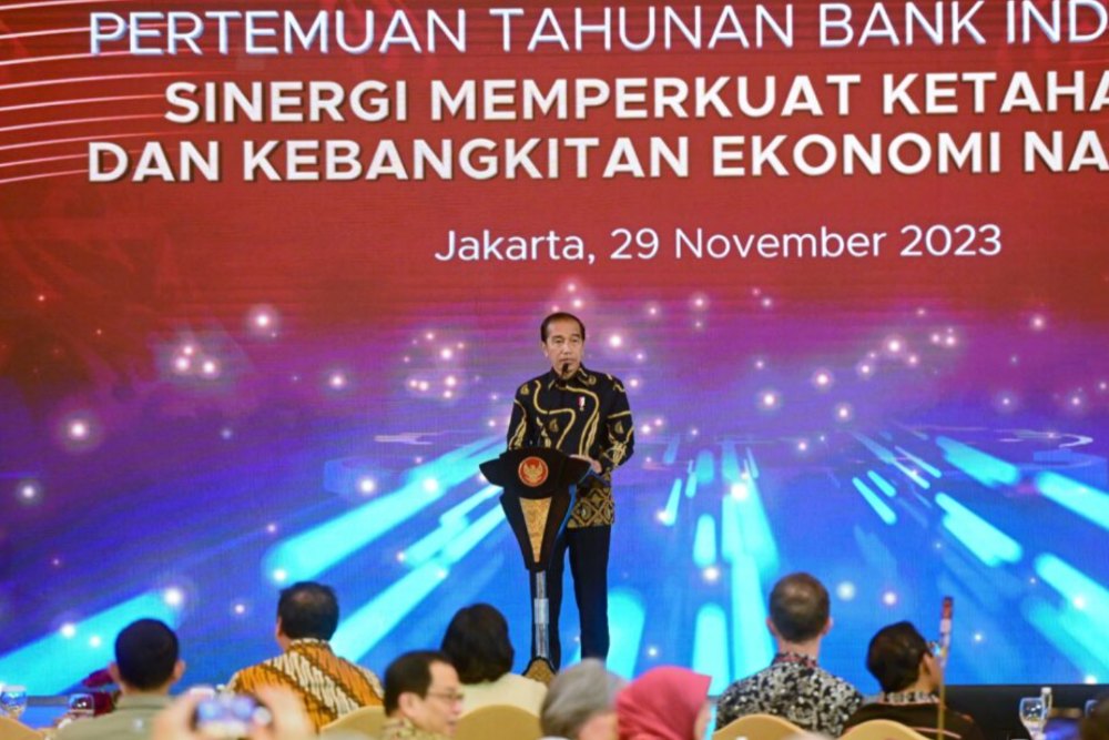 Presiden Joko Widodo menghadiri Pertemuan Tahunan Bank Indonesia Tahun 2023 yang digelar di Grha Bhasvara Icchana, Kantor Pusat Bank Indonesia, Jakarta, pada Rabu (29/11/2023). Foto: BPMI Setpres/Muchlis Jr