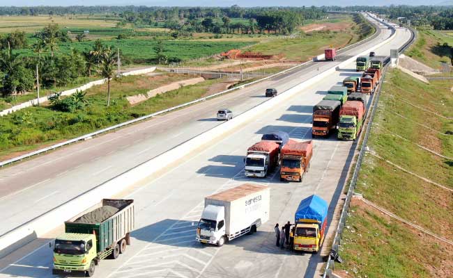  Catat! Ini Jenis Kendaraan Angkutan Barang yang Dibatasi saat Nataru