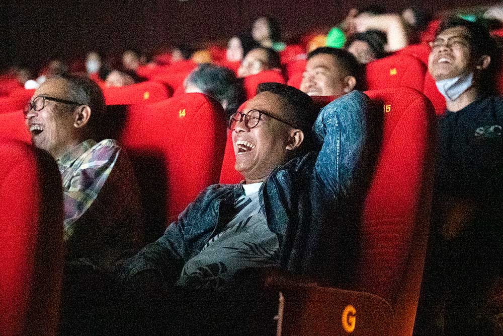  Ribuan Driver Grab dan Keluarganya di 14 Kota Nonton Bareng Film Srimulat