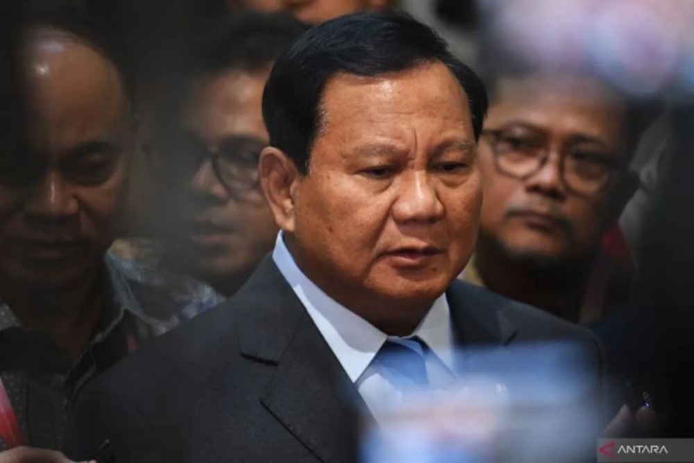 Debat Capres: Prabowo-Gibran Tiba di KPU Pakai Seragam Biru Langit. Ketua Umum Partai Gerindra sekaligus Calon Presiden Prabowo Subianto./ Antara