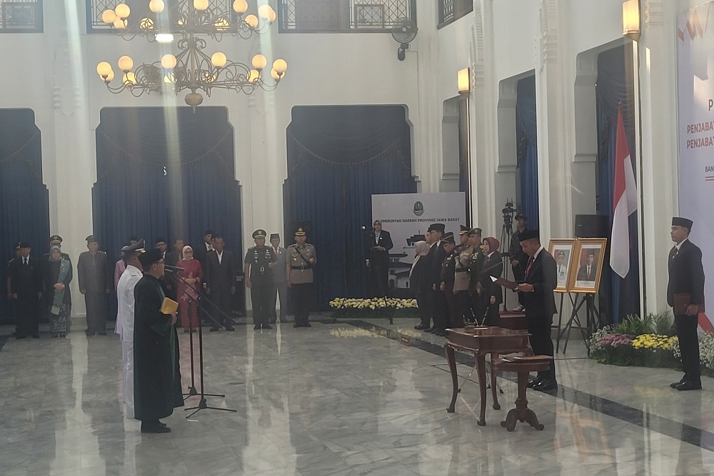  Bey Lantik Pj Bupati Majalengka Dedi Supandi dan Pj Bupati Subang Imran