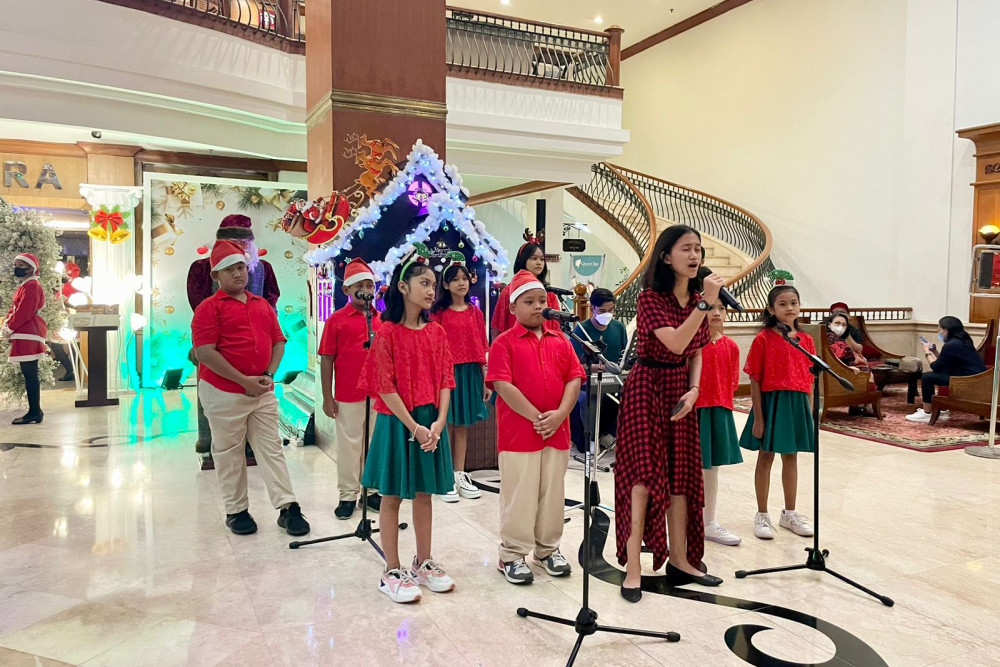  The Sunan Hotel Solo Hadirkan Santa Claus di Momen Natal