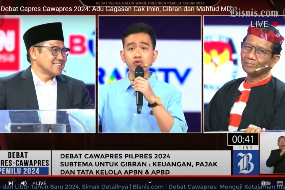  Gibran dan Mahfud MD Kompak Buka Debat dengan Ucapan Selamat Hari Ibu