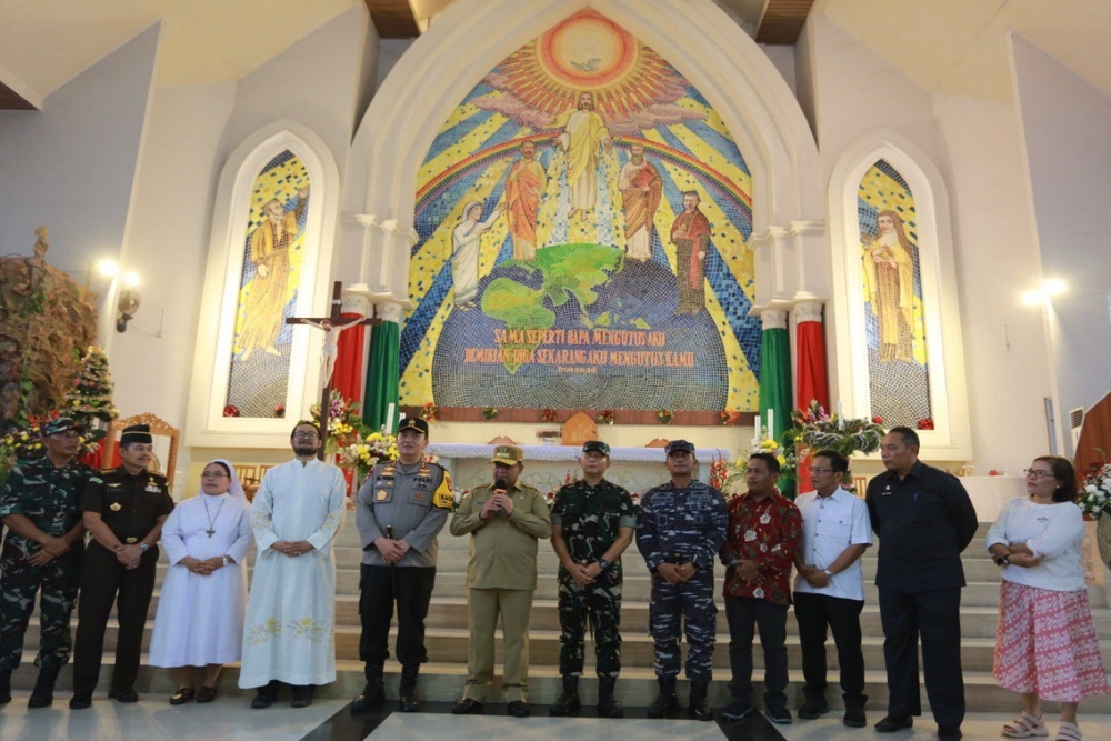  Gubernur Edy Natar dan Forkopimda Tinjau Persiapan Perayaan Natal di Pekanbaru
