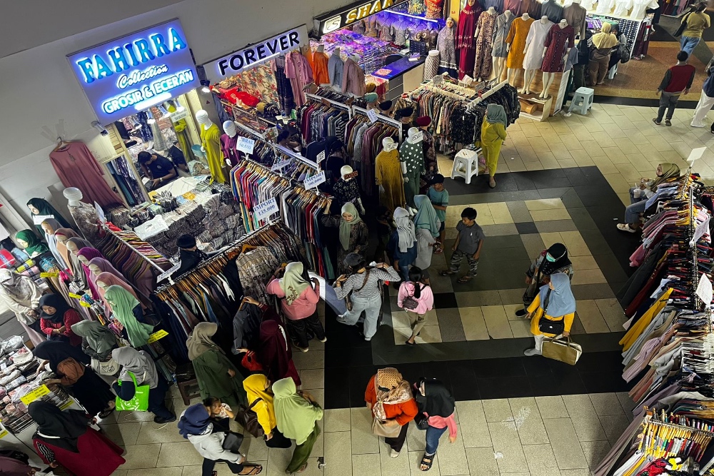  TikTok Shop Ada Lagi, Pengunjung Tanah Abang Akhir Tahun Ramai atau Sepi?