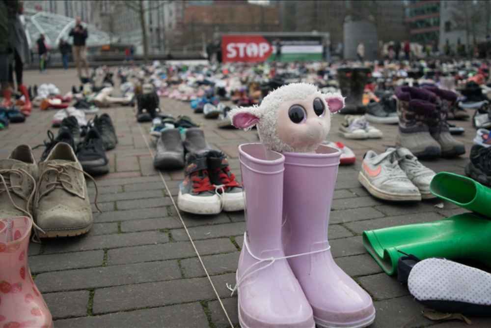  8.000 Sepatu Dipajang di Rotterdam untuk Kenang Anak-anak Tewas di Gaza