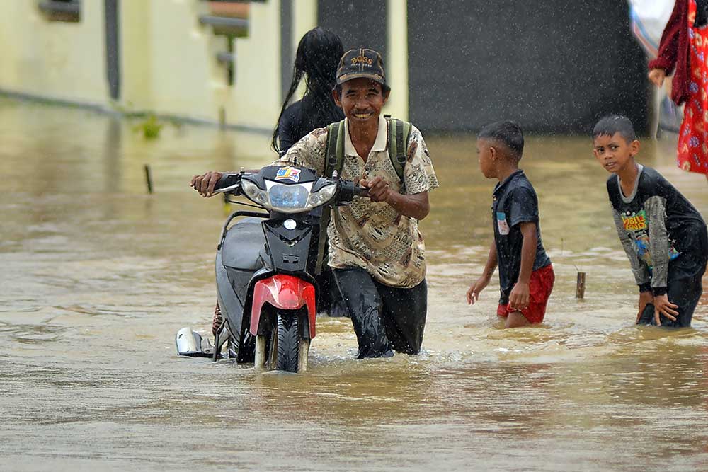  Banjir Luapan Sungai Batang Sinamar di Sumbar Rendam Ratusan Rumah Warga
