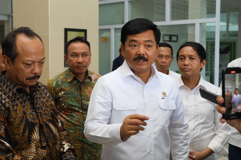  Menteri ATR/BPN Sertifikasi 878 Bidang Tanah Timbul, Pertama di Indonesia