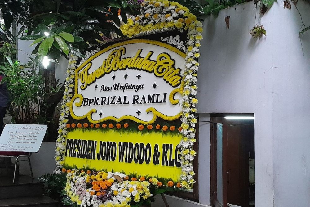  Rizal Ramli Wafat, Jokowi Hingga Kapolri Kirim Karangan Bunga