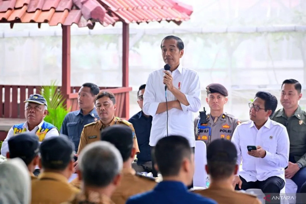 Presiden Joko Widodo saat bertemu kepala desa se-Kabupaten Serang di Banten, Senin (8/1/2024)./Antara-BPMI Setpres.